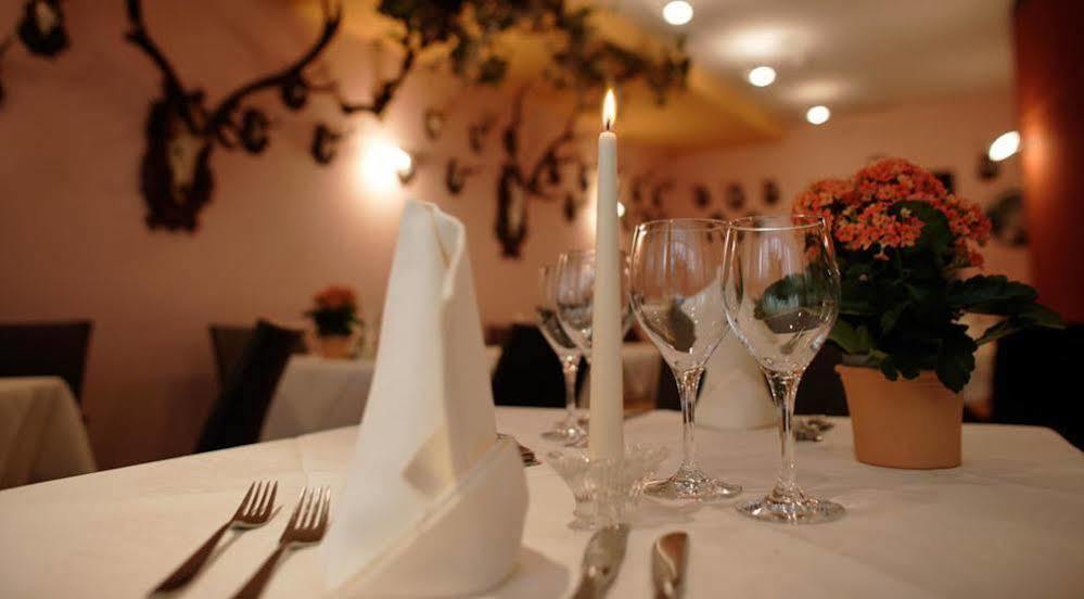 Hotel Krone - Eat, Drink, Stay Bressanone Exterior foto